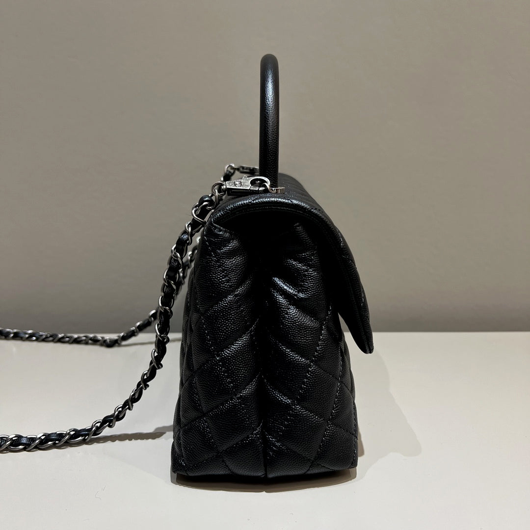 LARGE FLAP BAG WITH TOP HANDLE 29  Small Grained Calfskin Black