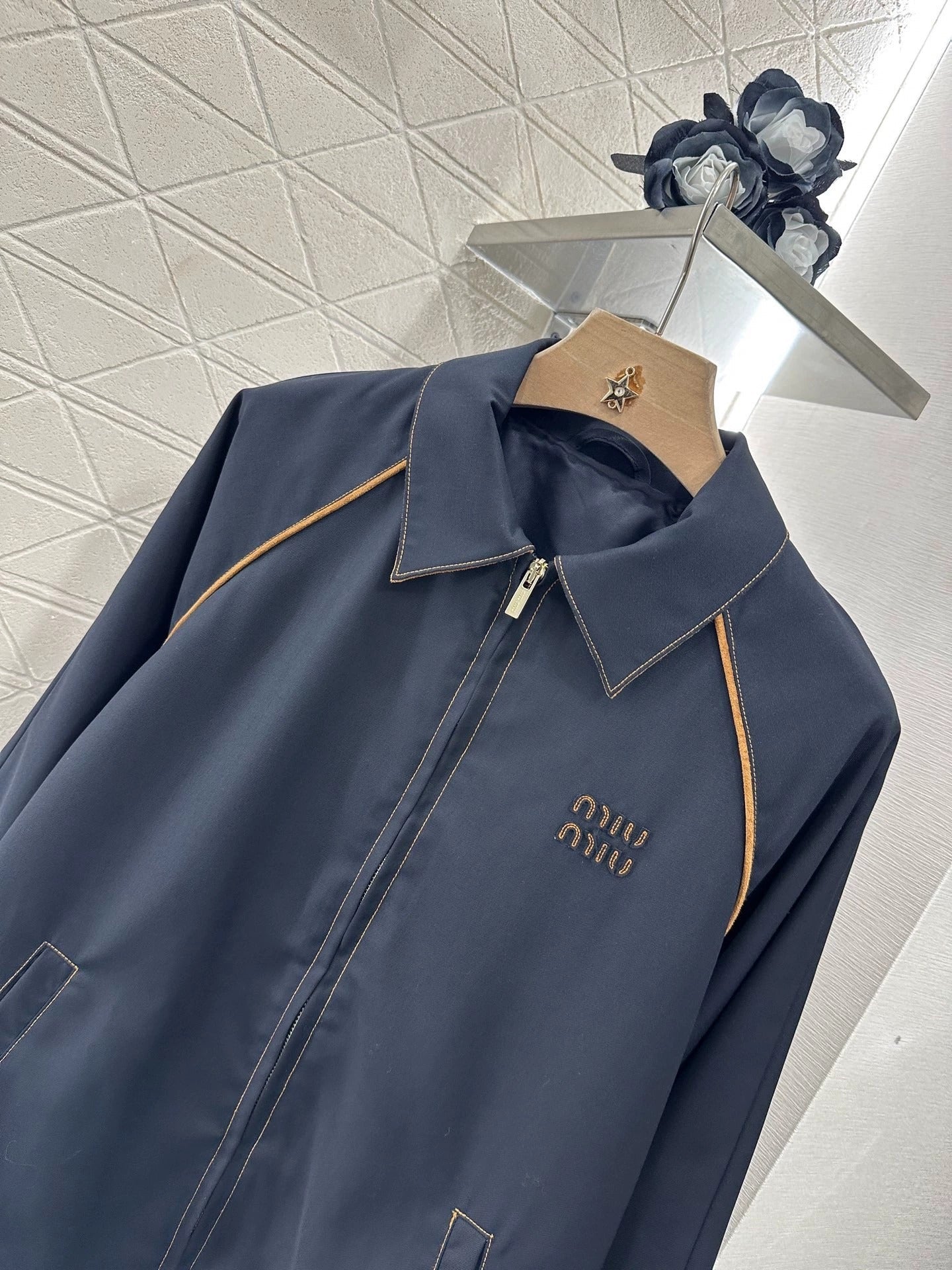 25SS contrast color silhouette jacket suit