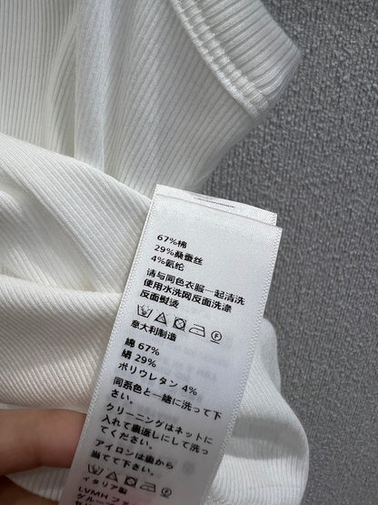 25 Summer explosion models simple logo undershirt