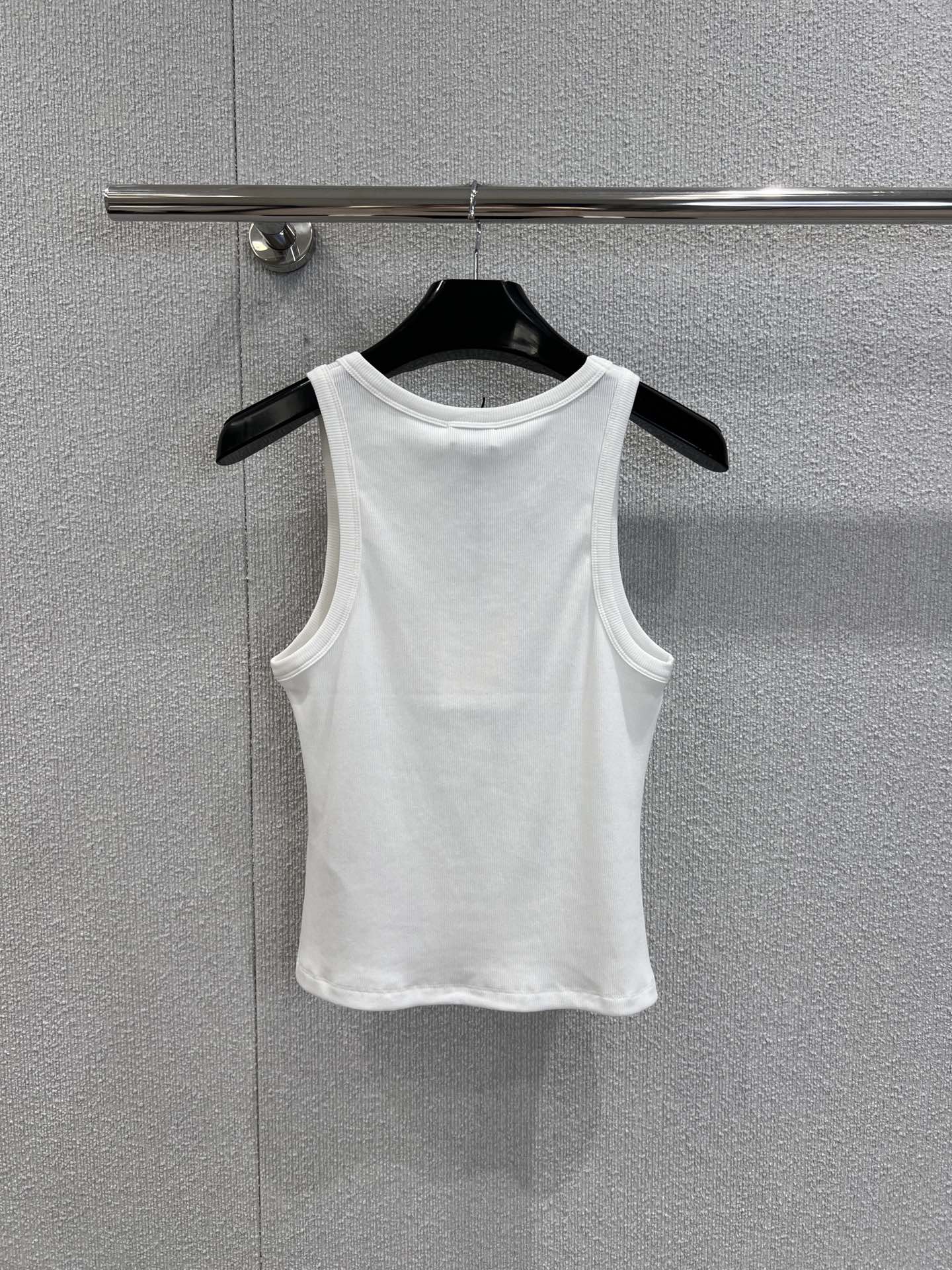 25 Summer explosion models simple logo undershirt