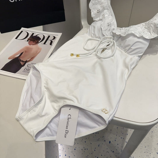 25 Flower Shoulder White One-piece Swimsuit