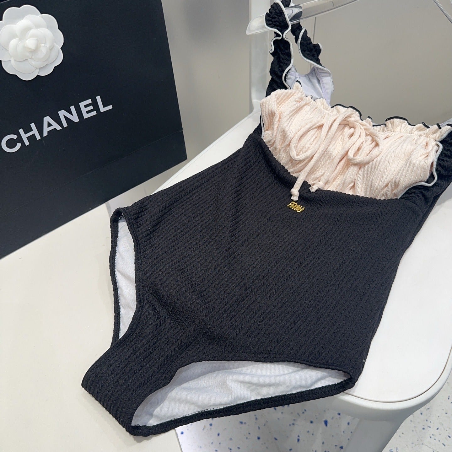 25 Ribbon Pink Chest One-piece Swimsuit