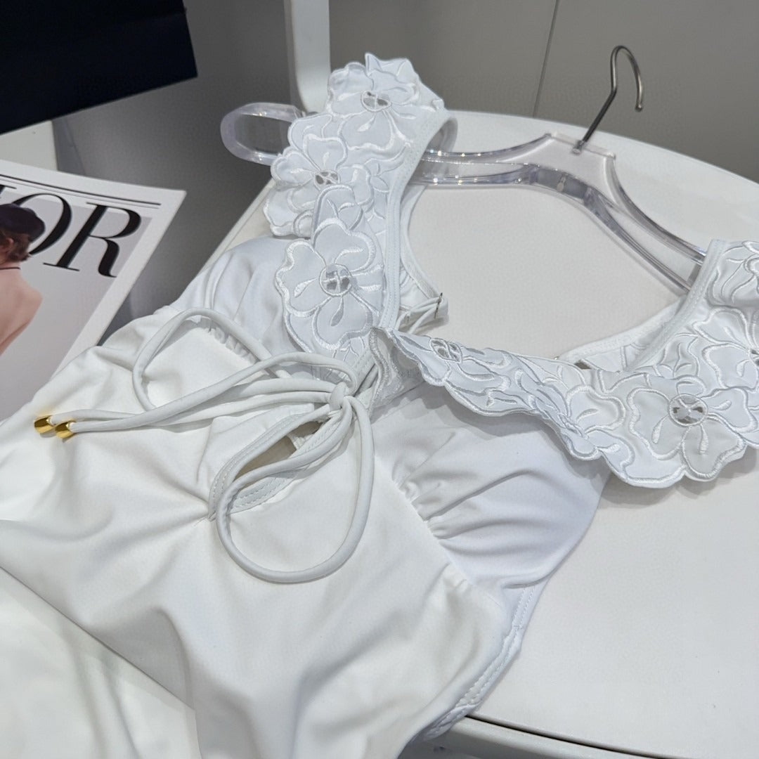 25 Flower Shoulder White One-piece Swimsuit