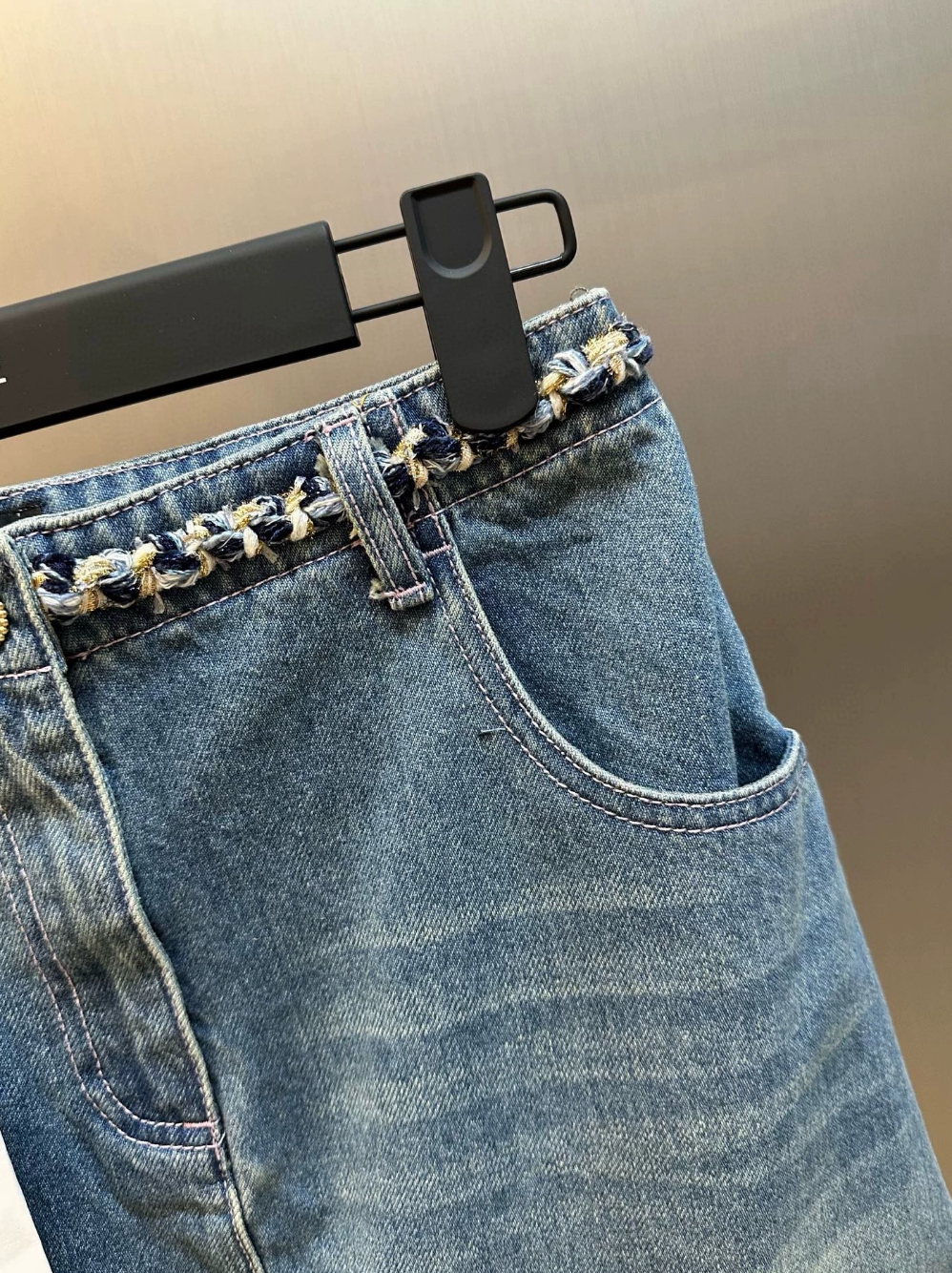 25 Nostalgic Washed Denim Skirt