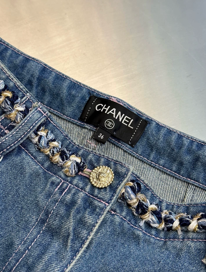 25 Nostalgic Washed Denim Skirt