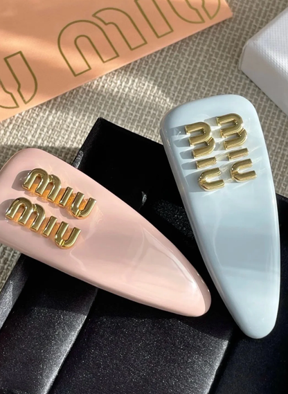 25 Leather Triangle Hairpin