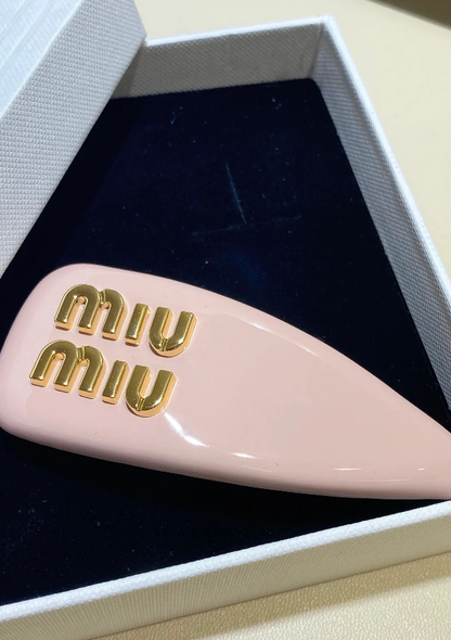 25 Leather Triangle Hairpin