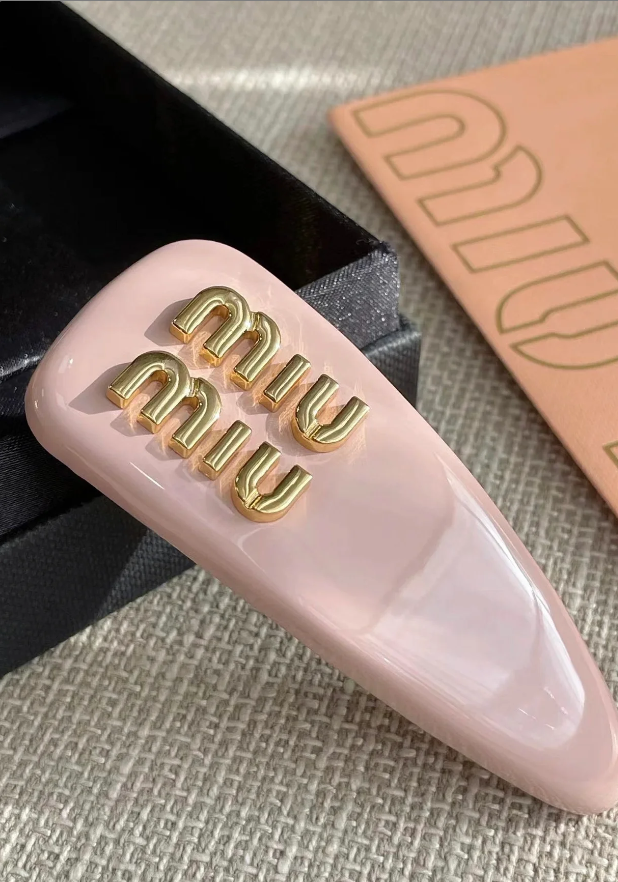 25 Leather Triangle Hairpin