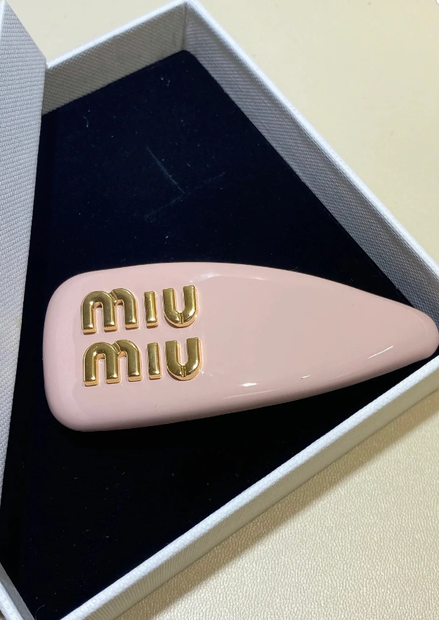 25 Leather Triangle Hairpin