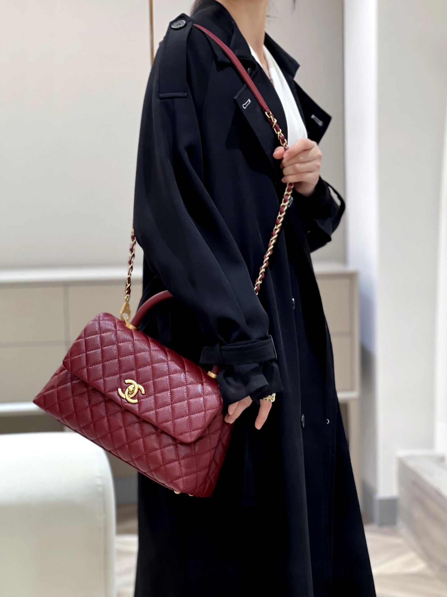 LARGE FLAP BAG WITH TOP HANDLE 29  Small Grained Calfskin Red Wine Color