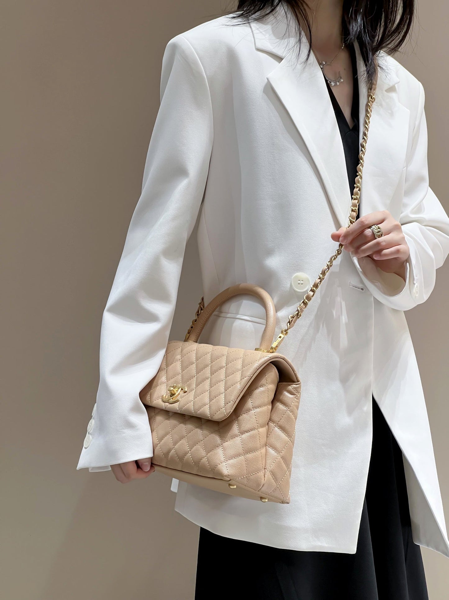 LARGE FLAP BAG WITH TOP HANDLE 29  Small Grained Calfskin Light Teas