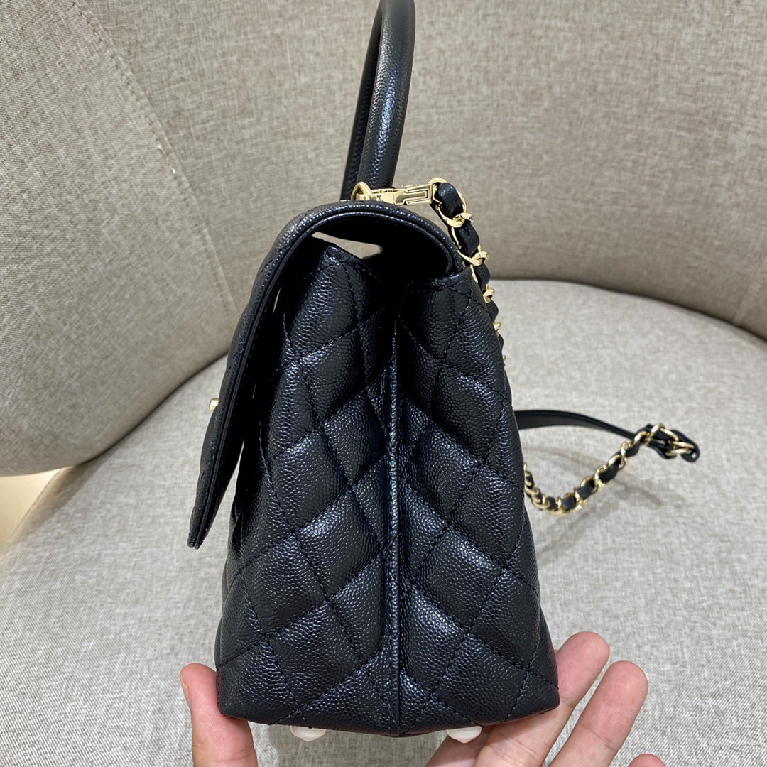 LARGE FLAP BAG WITH TOP HANDLE 29  Small Grained Calfskin Black