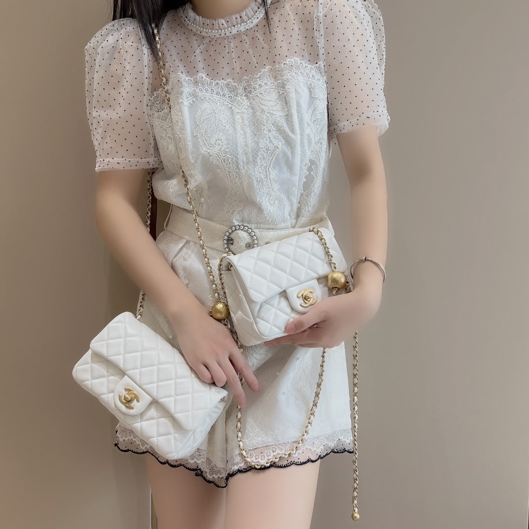 CF20 Golden Globe CLASSIC HANDBAG  Lambskin Rose Red