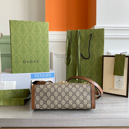 Padlock small shoulder bag Beige/ebony GG Supreme canvas, with brown leather detail