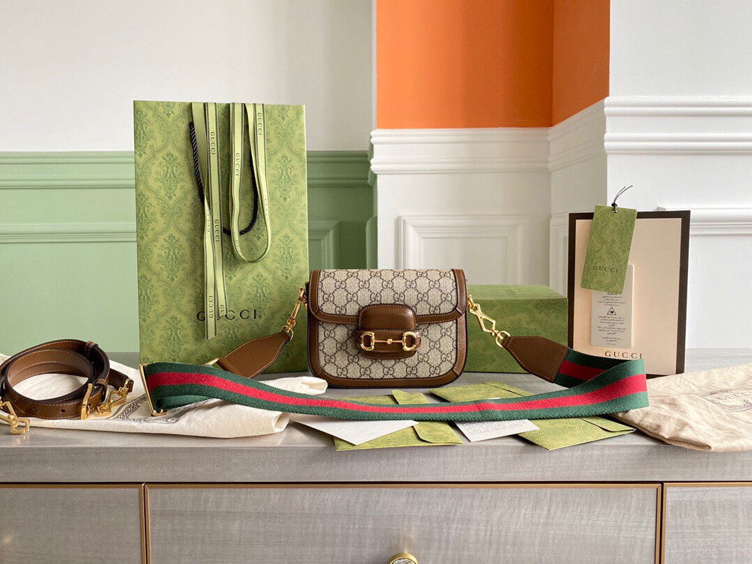 Horsebit 1955 small shoulder bag Beige and ebony