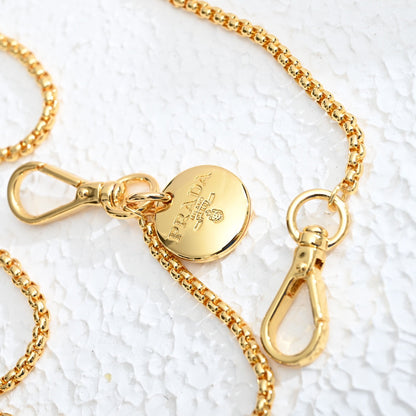 Patent leather mini-pouch