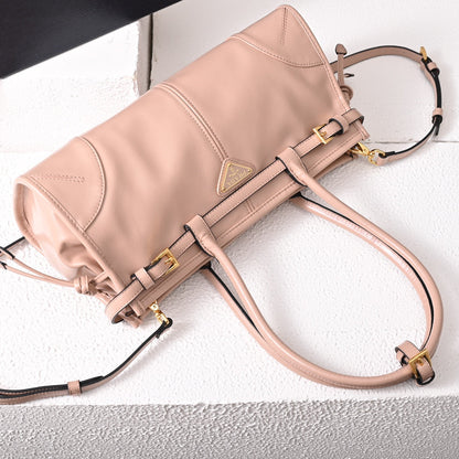 LuxSoft Medium leather handbag