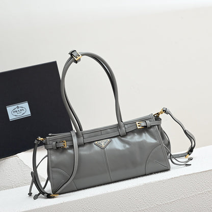 LuxSoft Medium leather handbag