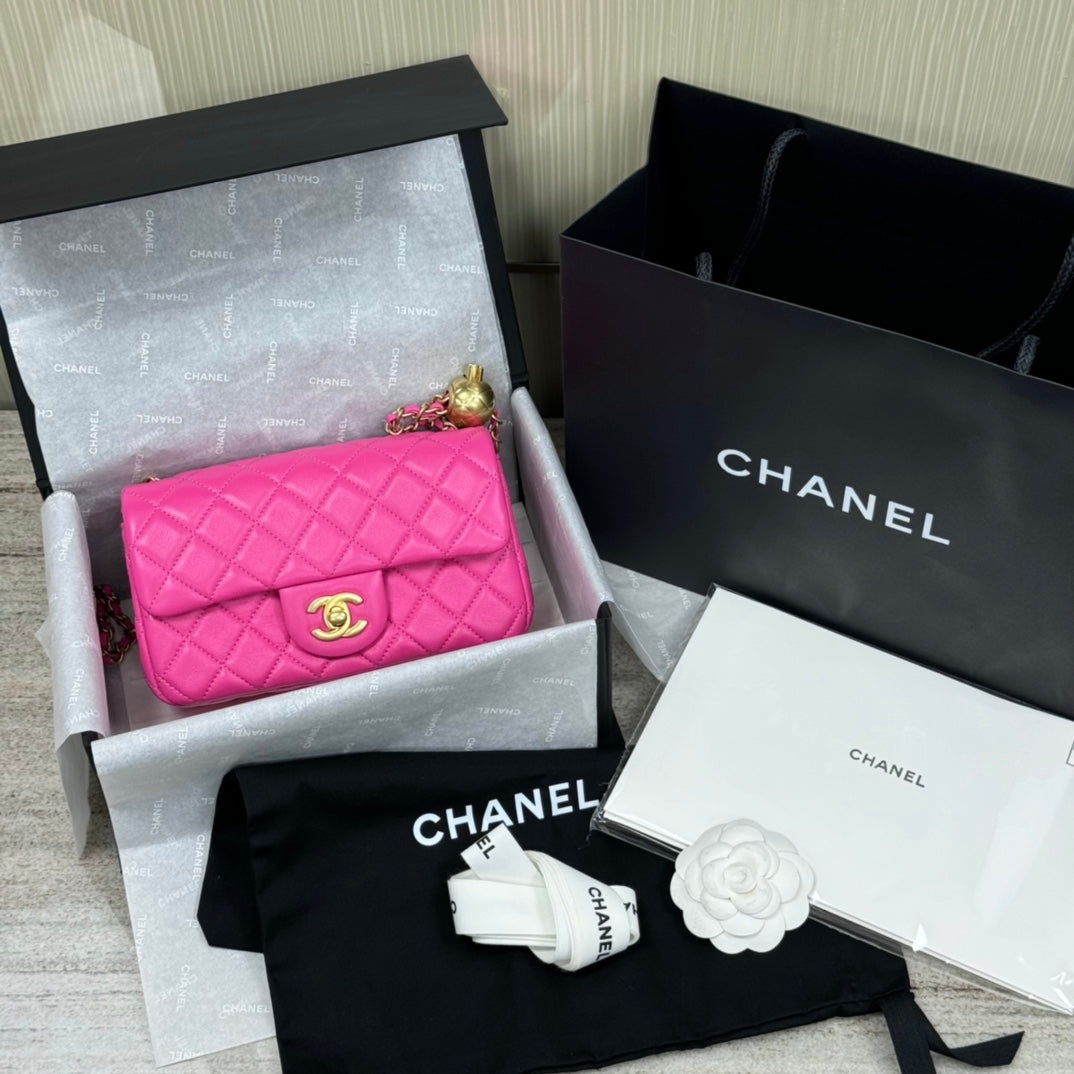 CF20 Golden Globe CLASSIC HANDBAG  Lambskin Rose Red