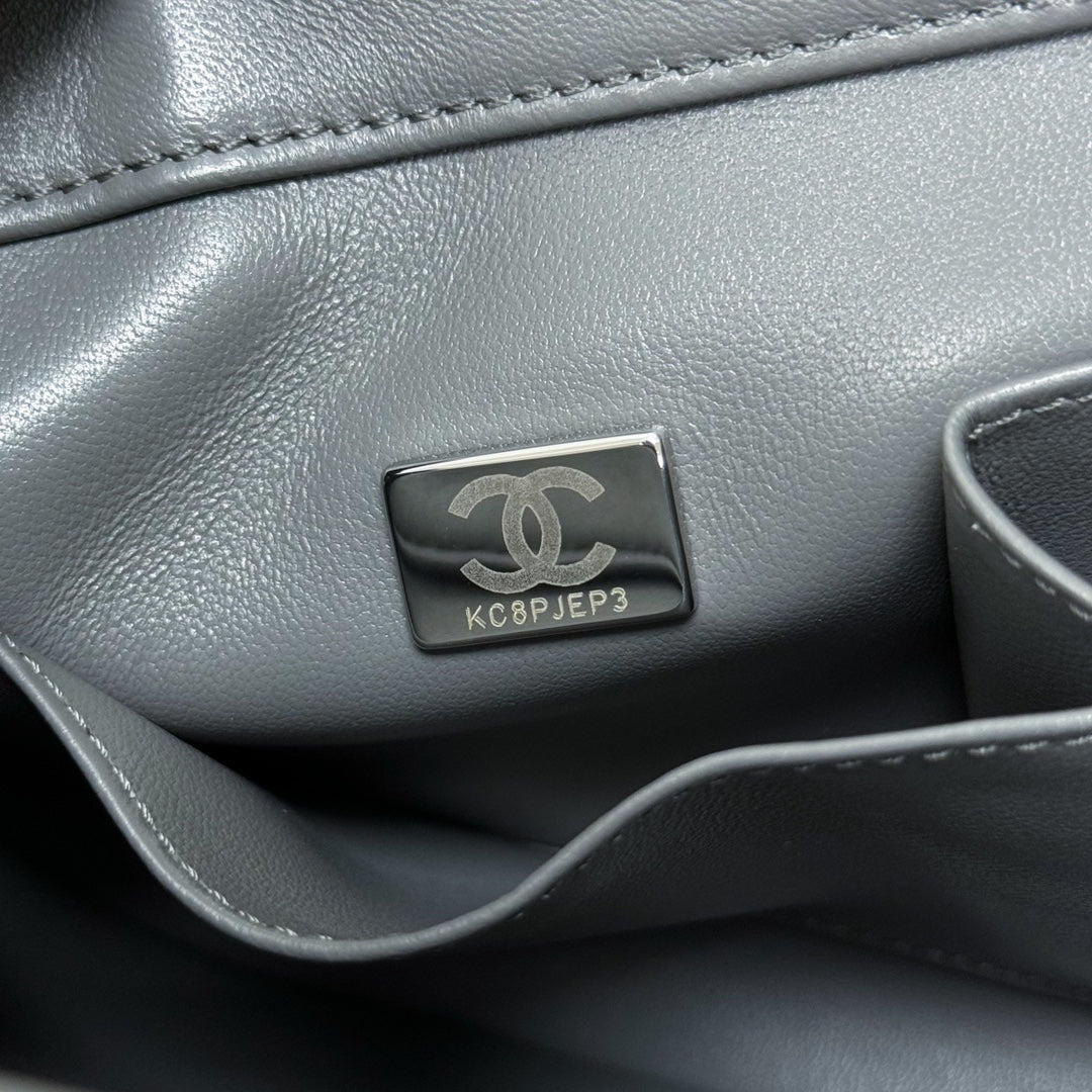 FLAP BAG WITH TOP HANDLE Trendy cc Lambskin Gray