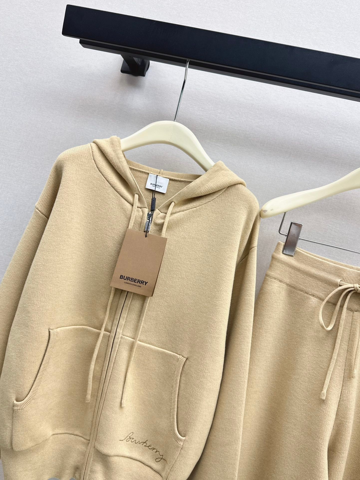 bur 25ss woll tracksuit