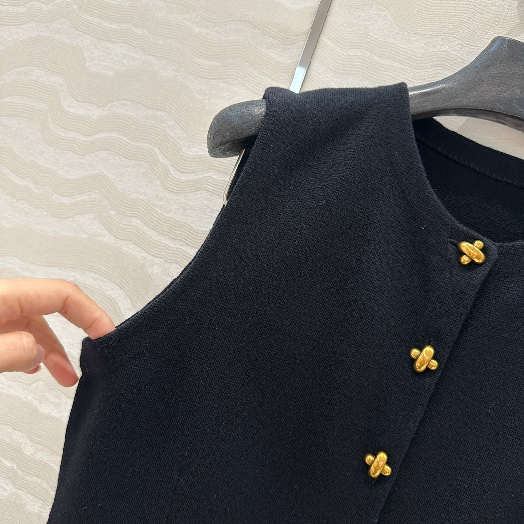 er wool knitted vest