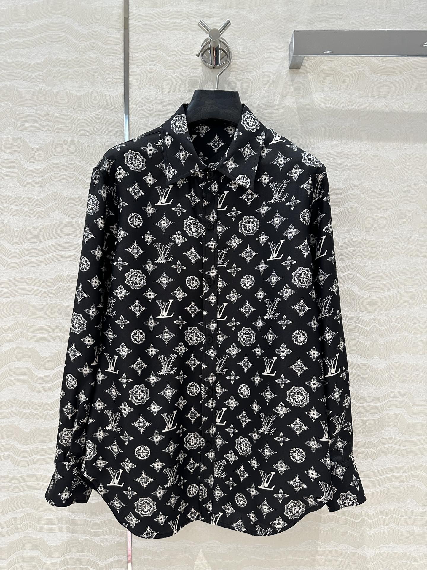 L 25ss silk buttons shirt