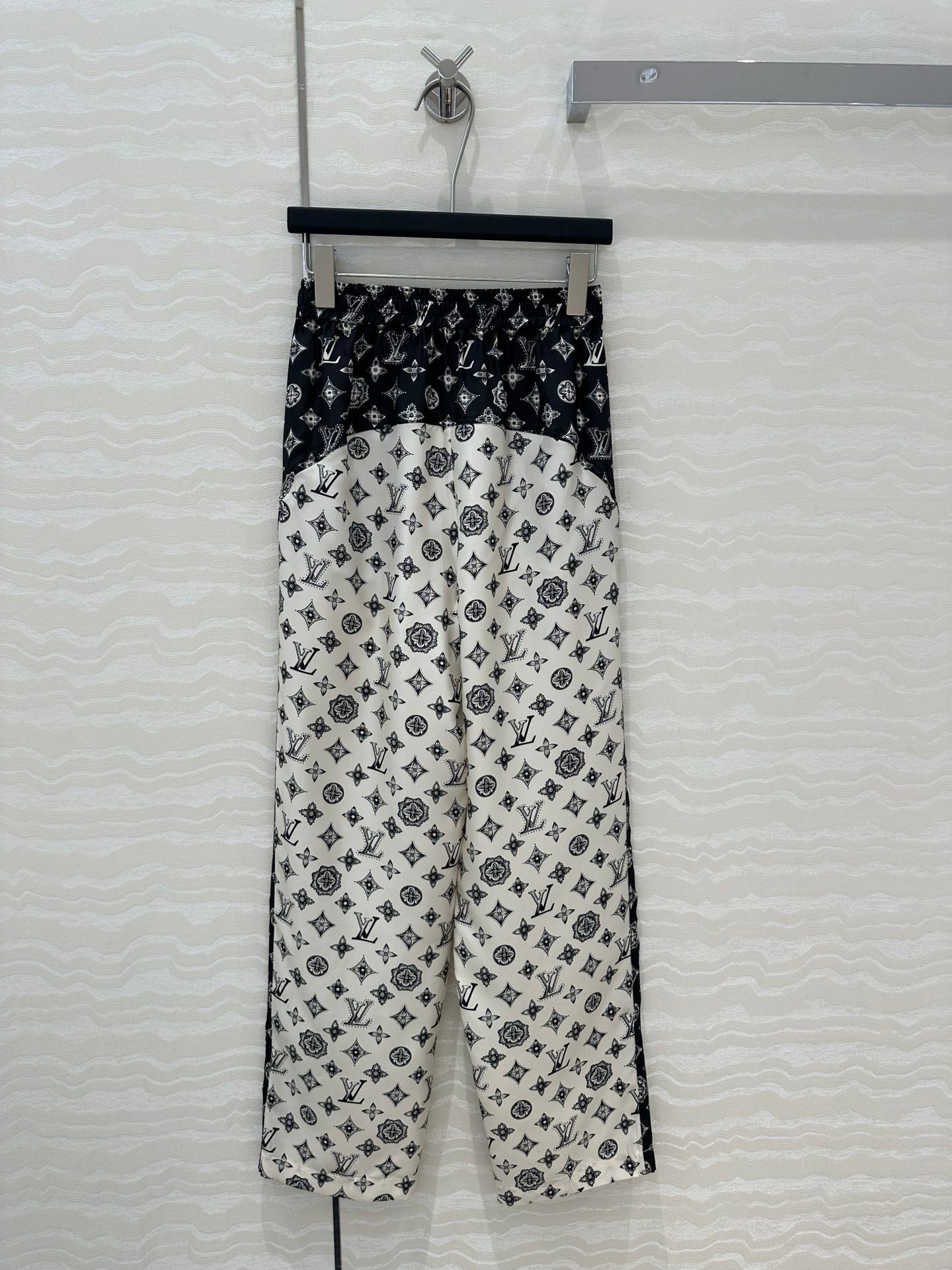 25ss silk pants