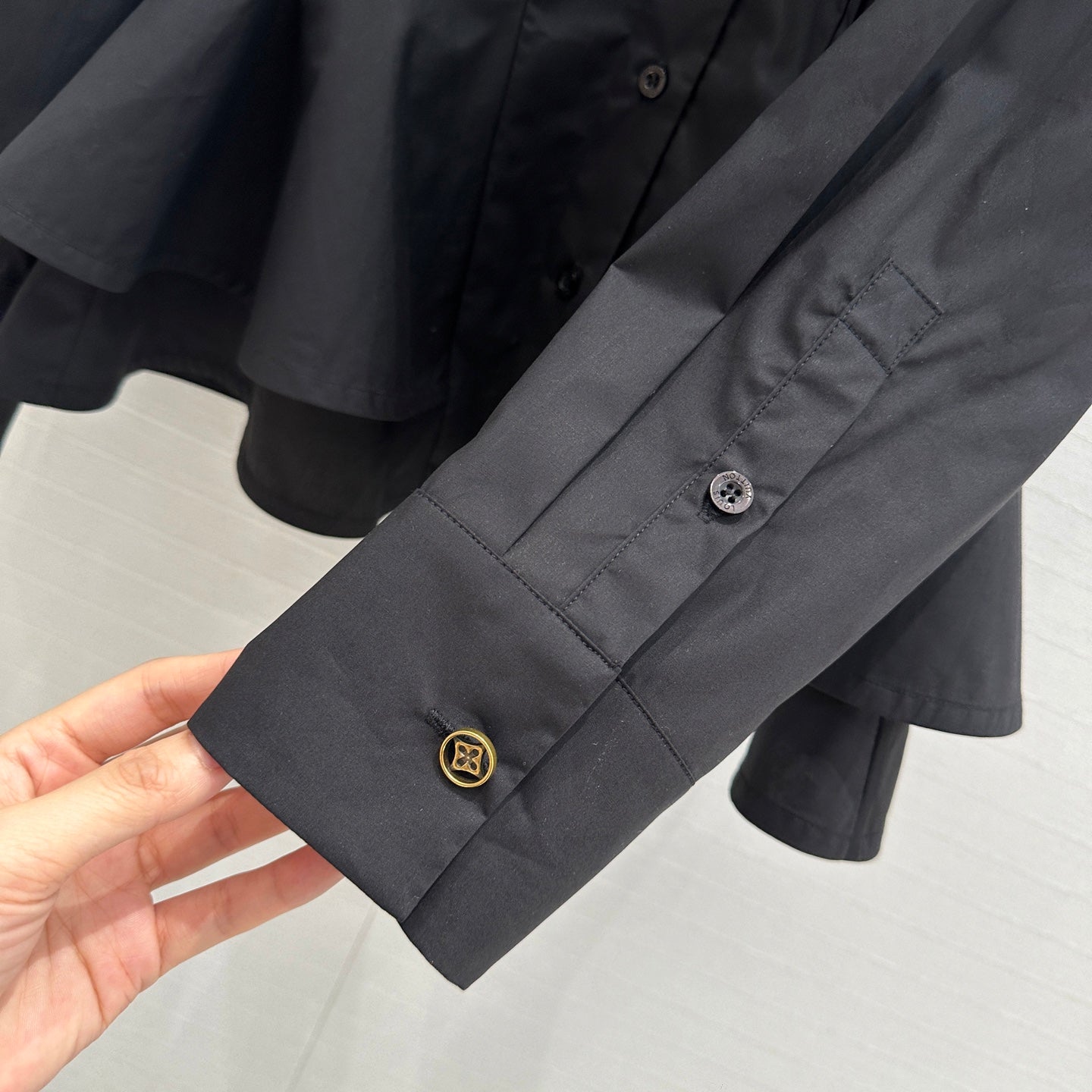 L 25ss buttons shirt