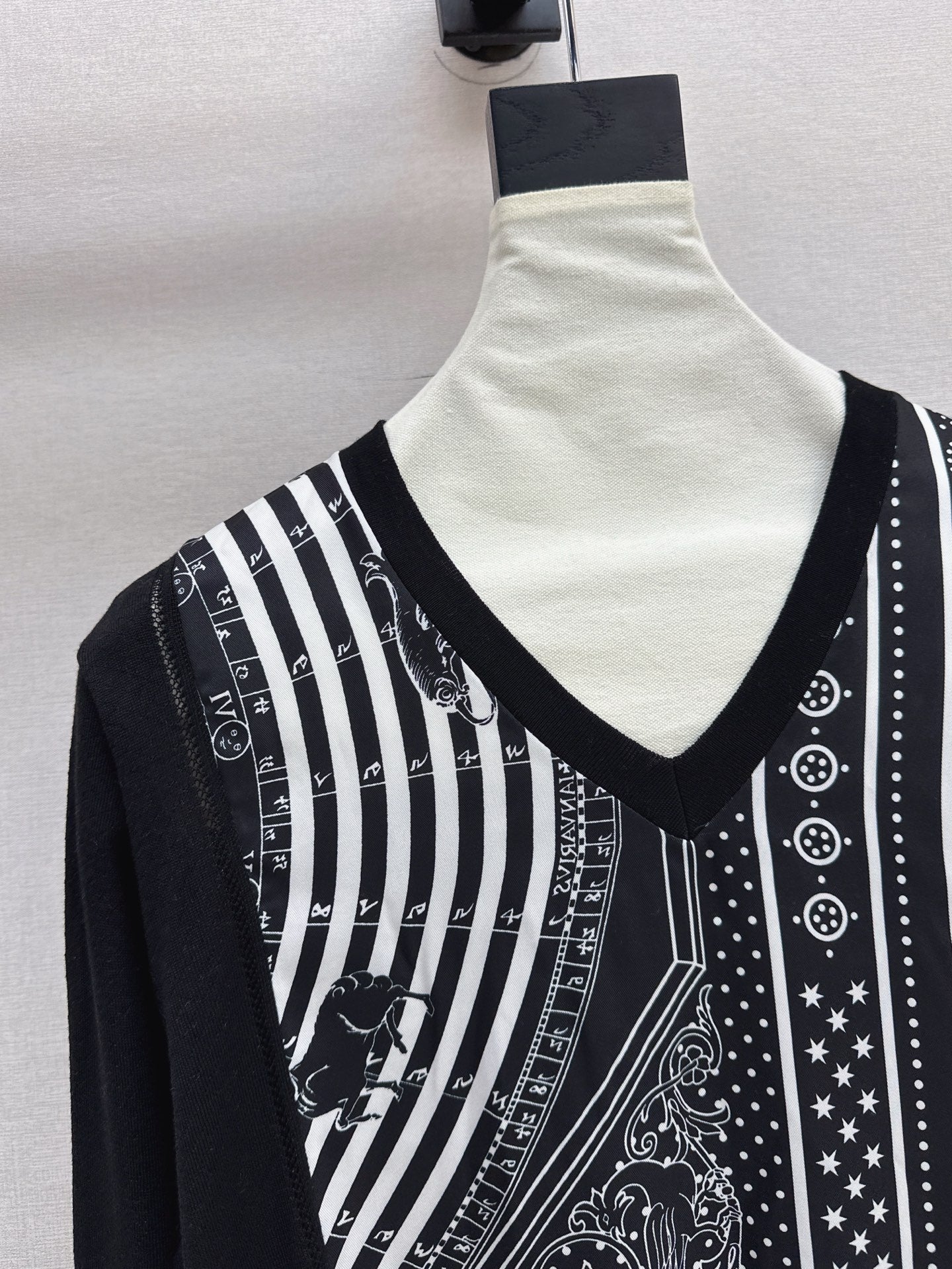 H 25ss knitted sweater