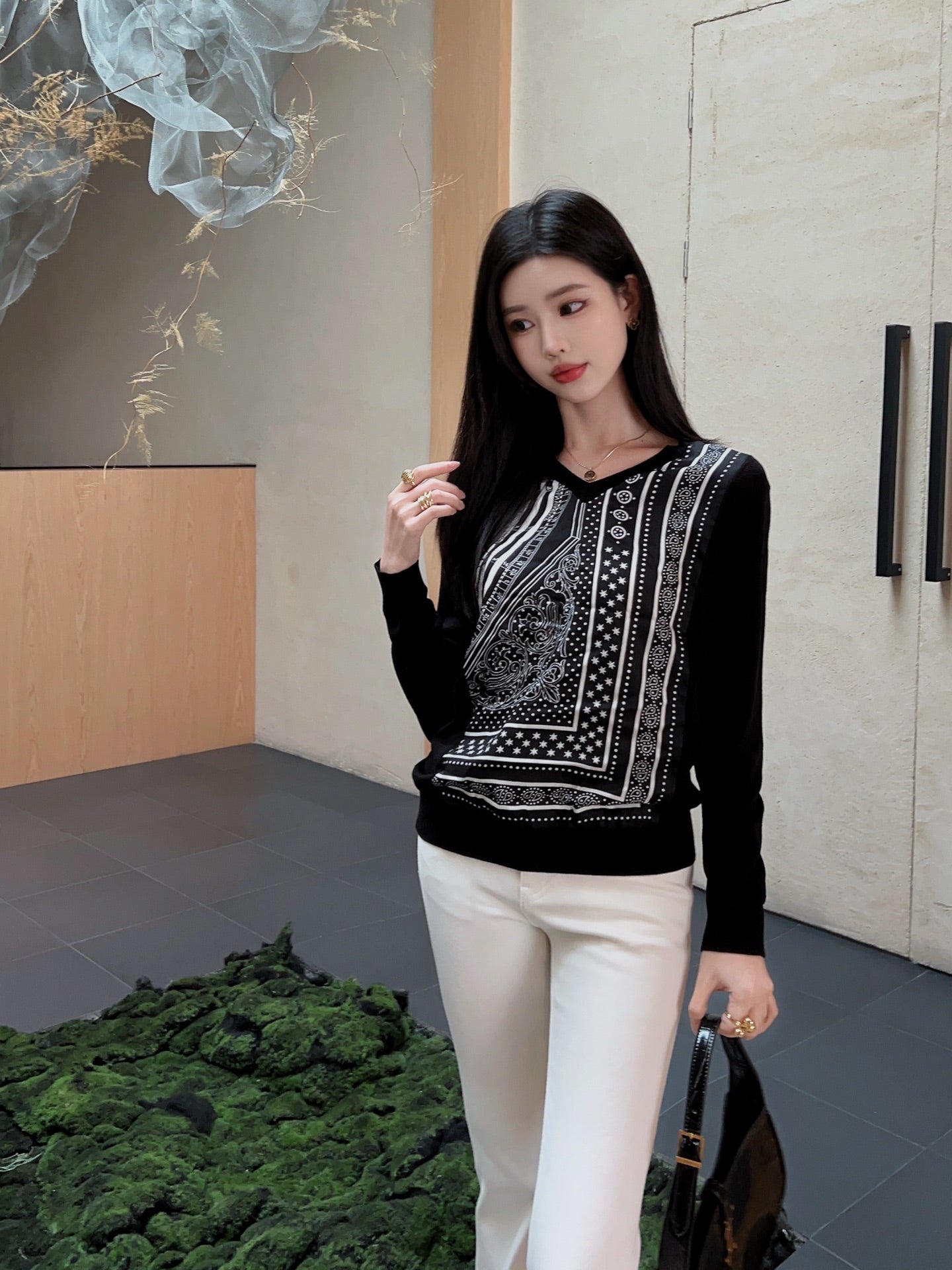 H 25ss knitted sweater