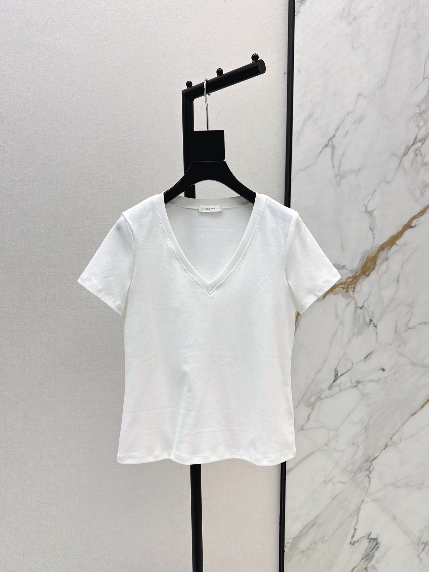 r 25ss v neck t-shirt