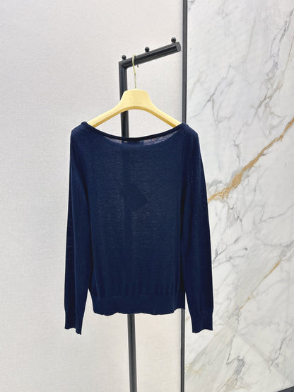 m 25ss off neck sweater