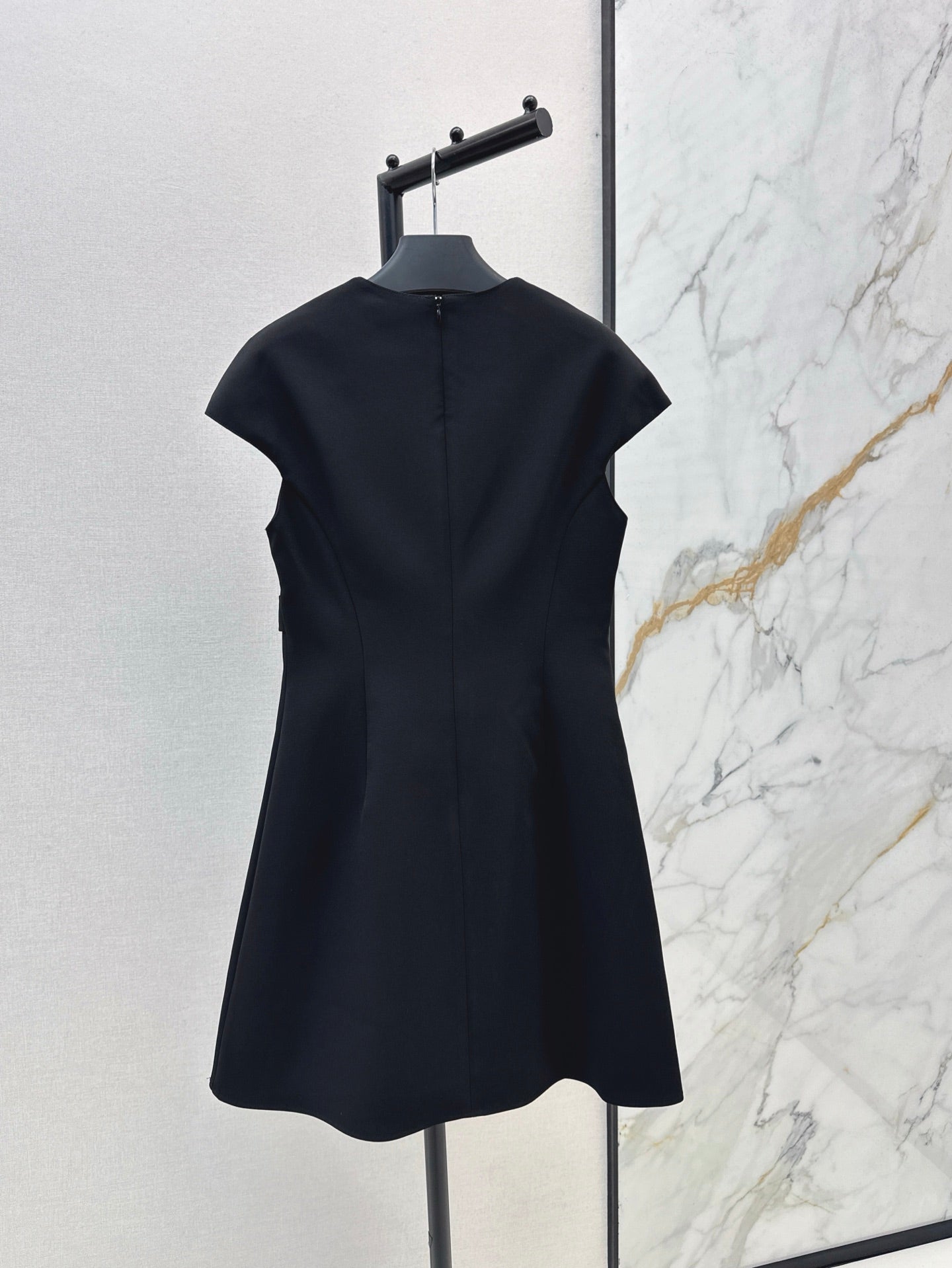 25ss sleeveless dress