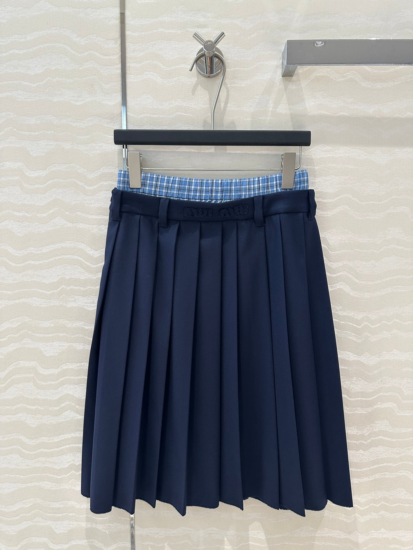 M 25SS pleated skirt