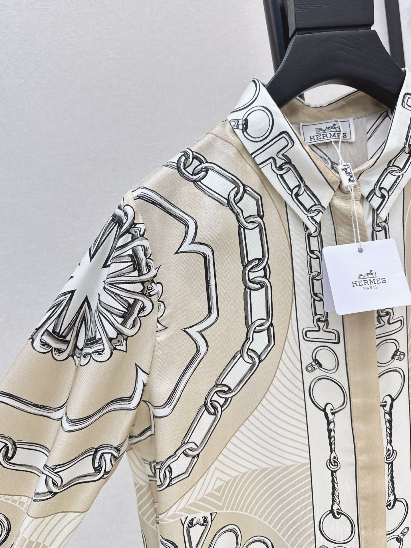 H 25ss silk buttons shirt