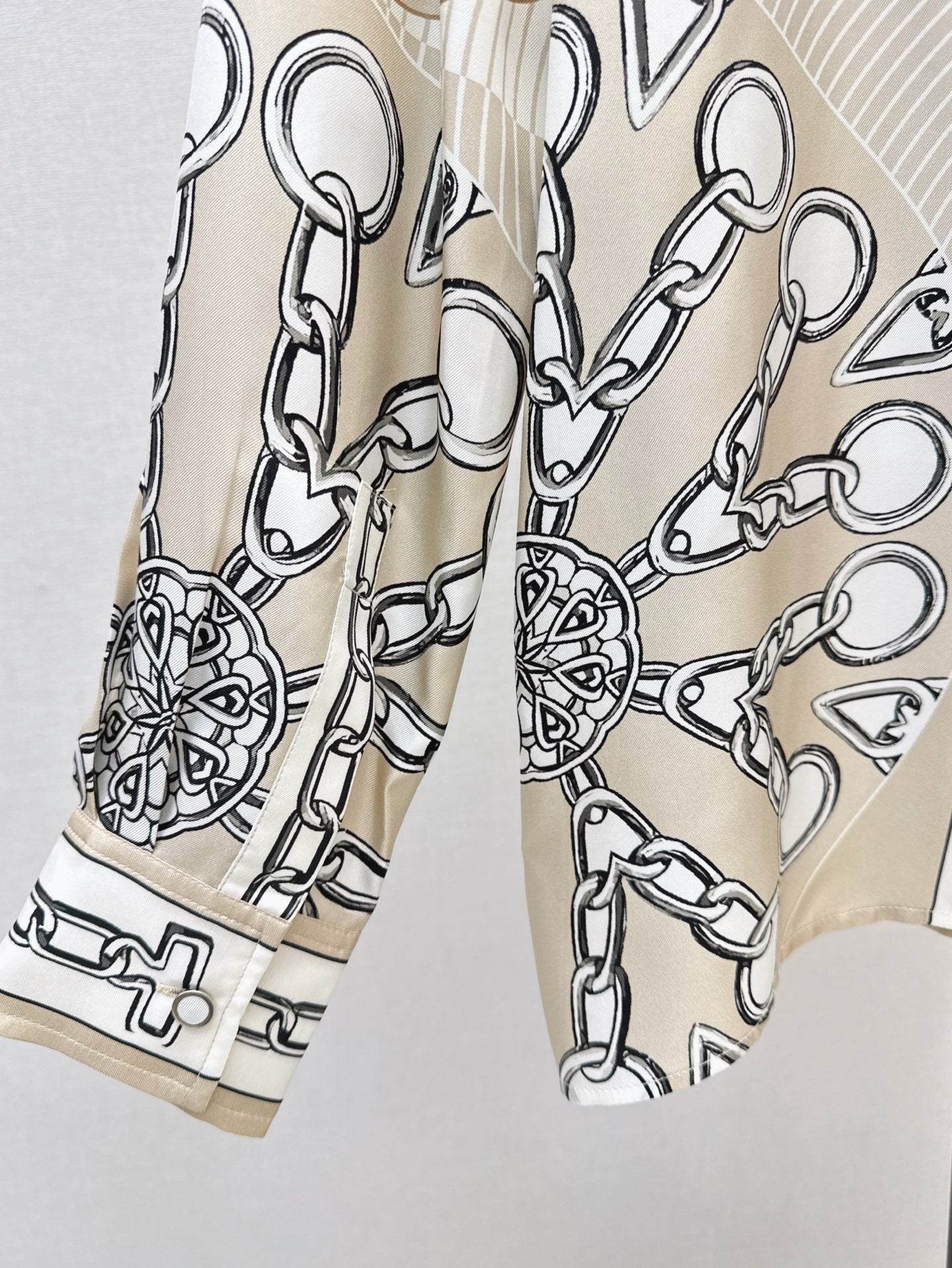 H 25ss silk buttons shirt