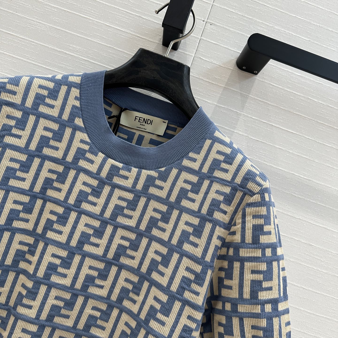 25ss knitted crop t-shirt