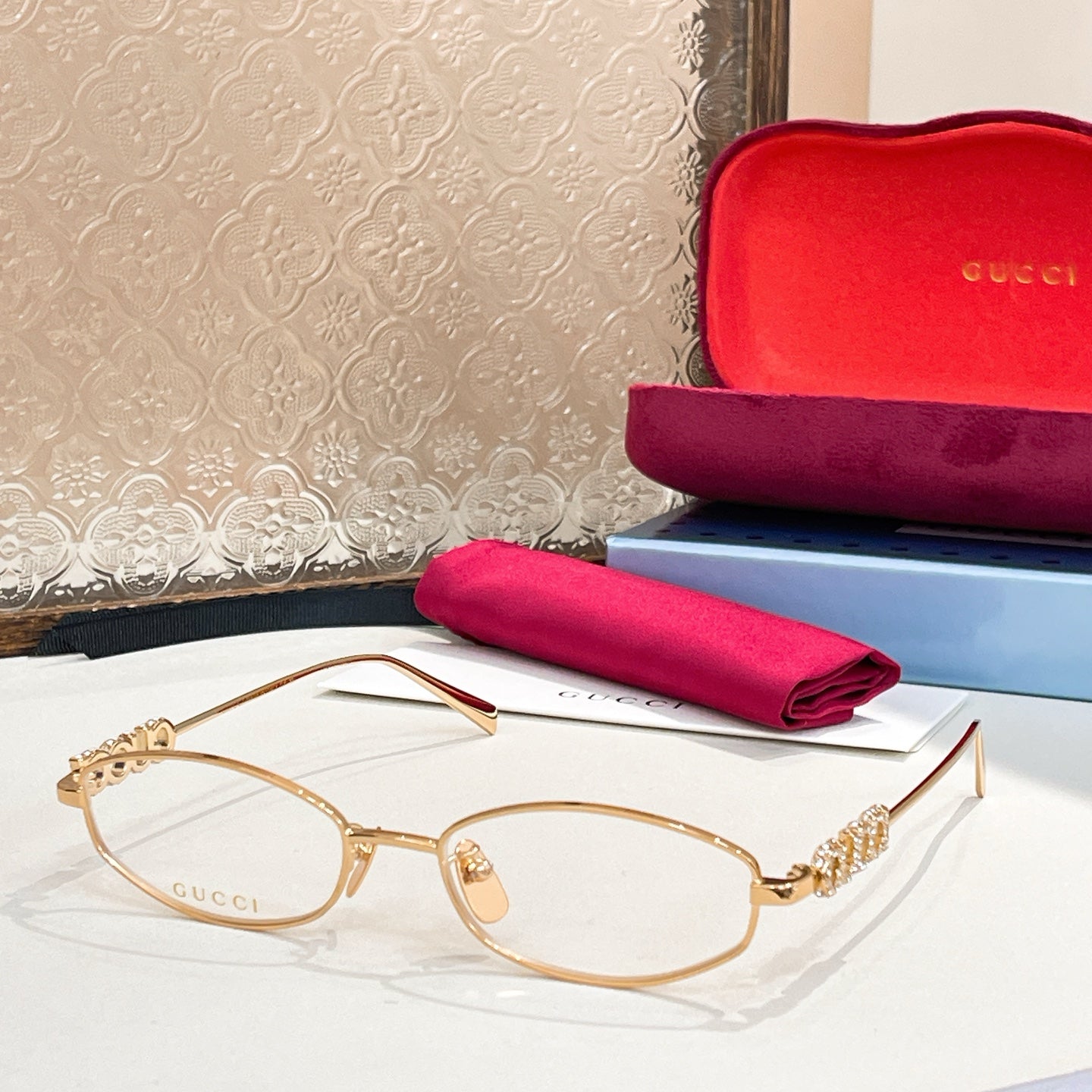 g GG1802S sunglasses