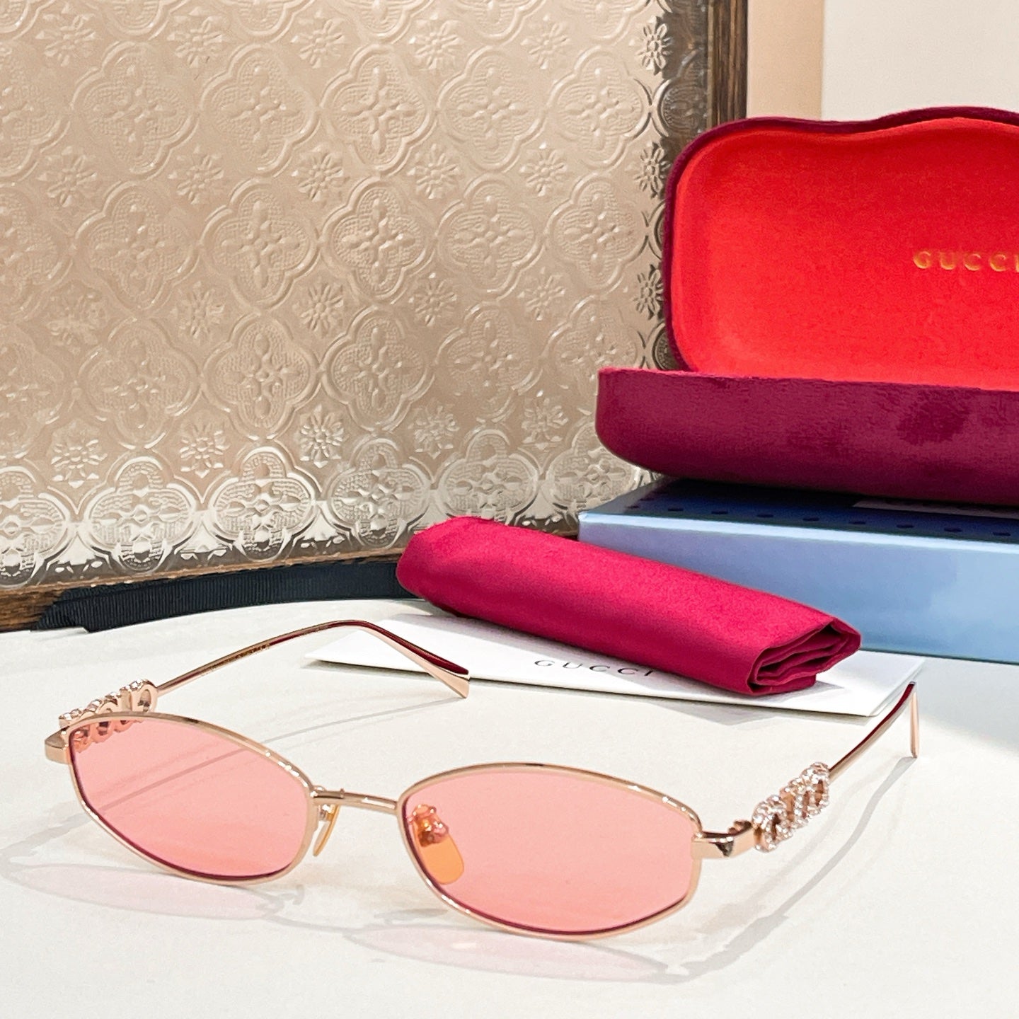 g GG1802S sunglasses