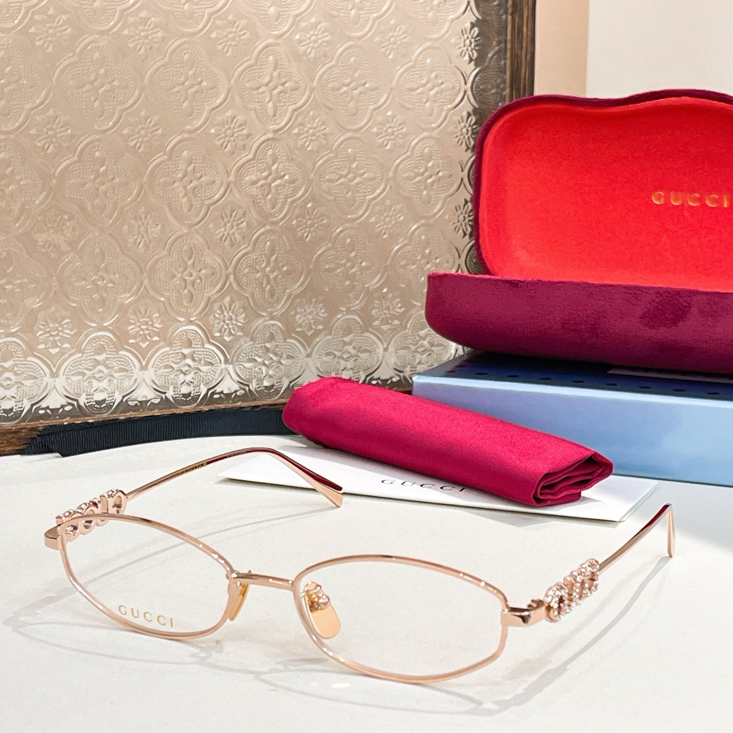 g GG1802S sunglasses