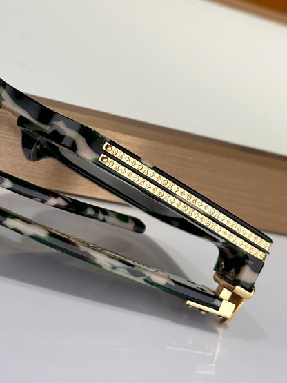 L milionair sunglasses