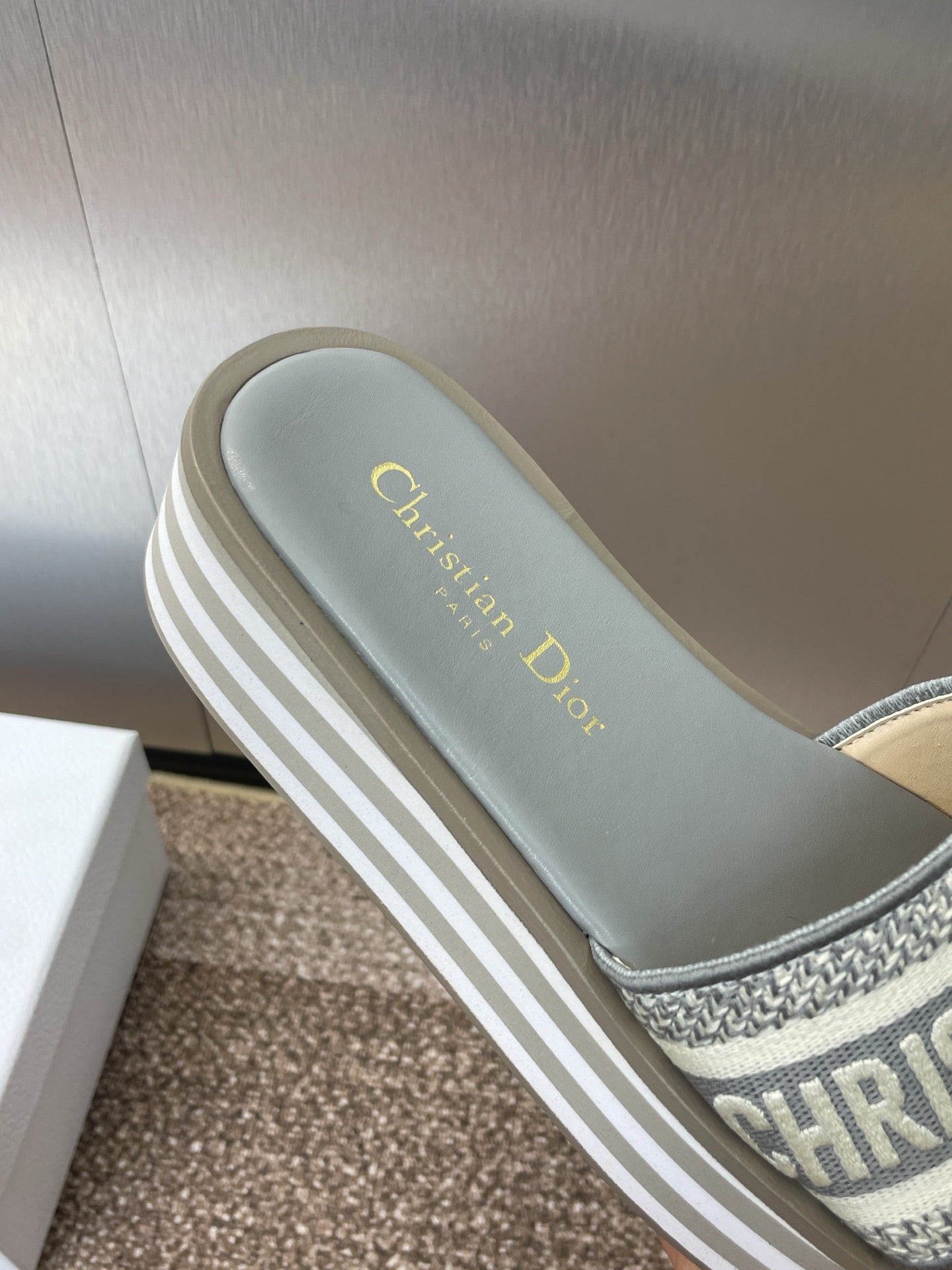 D 25ss ivieta dway slippers