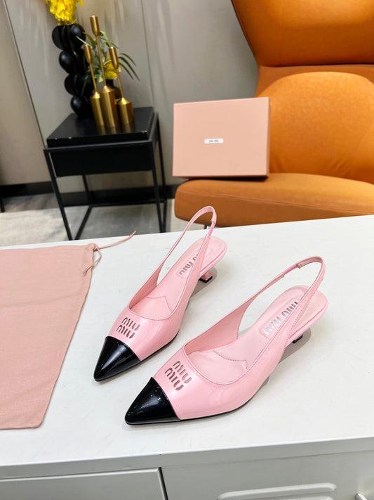 Slingback pump