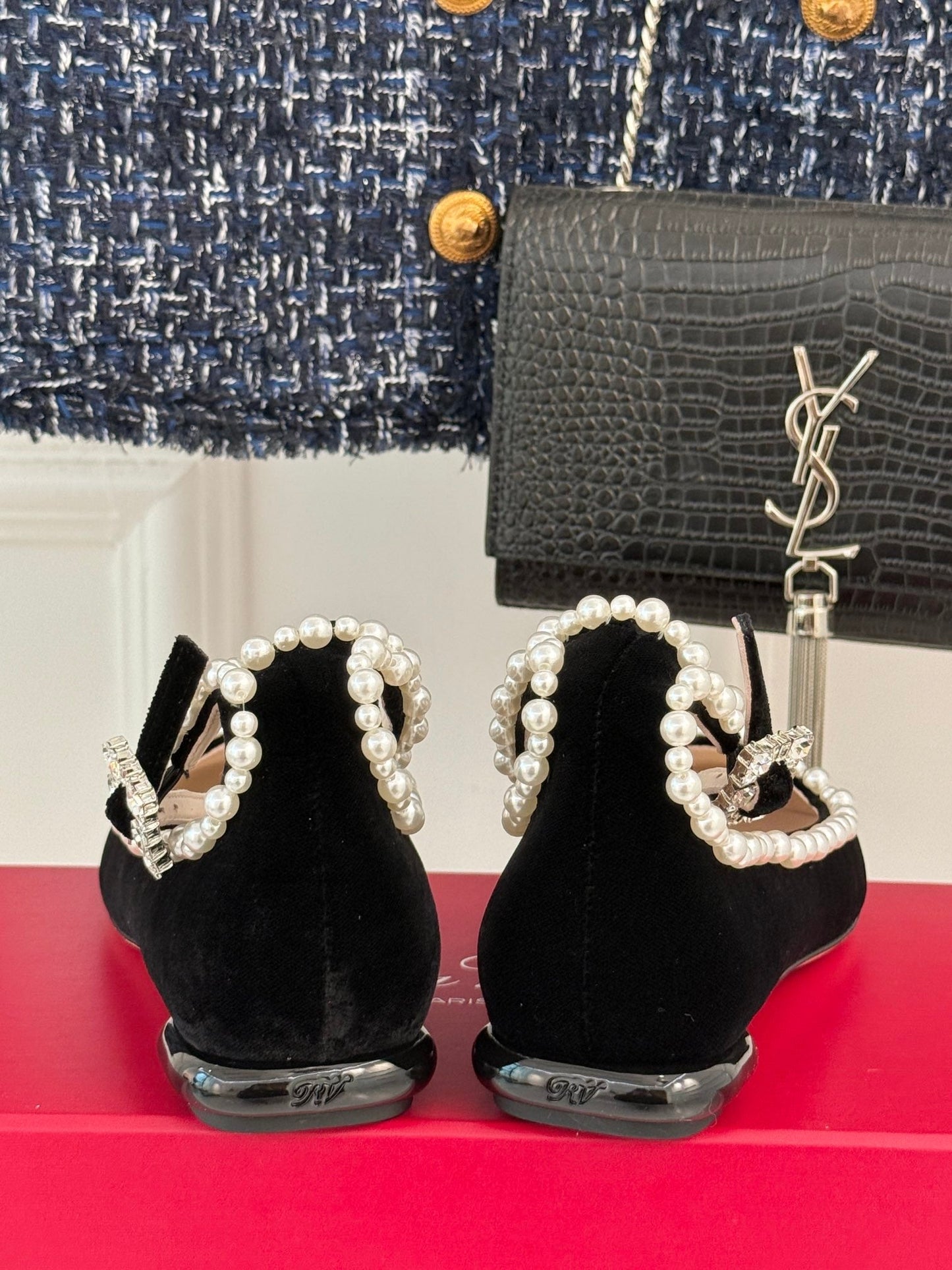 R Vi pearls ballerina shoes