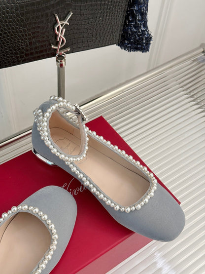 R Vi pearls ballerina shoes