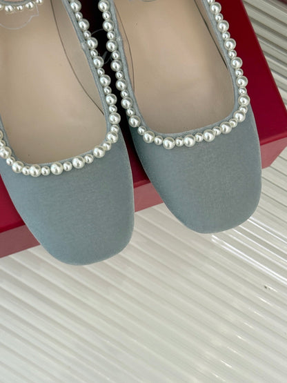 R Vi pearls ballerina shoes