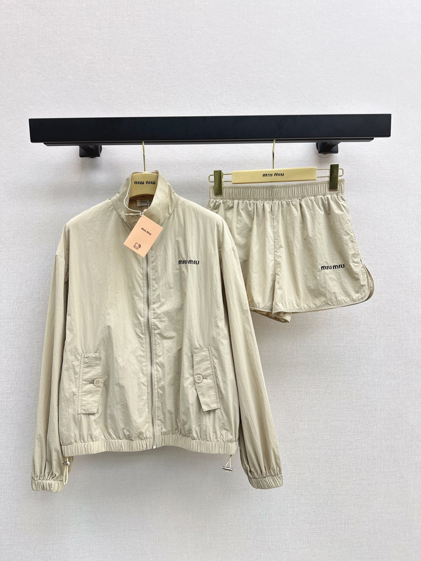 Mi 25ss sunscreen tracksuit