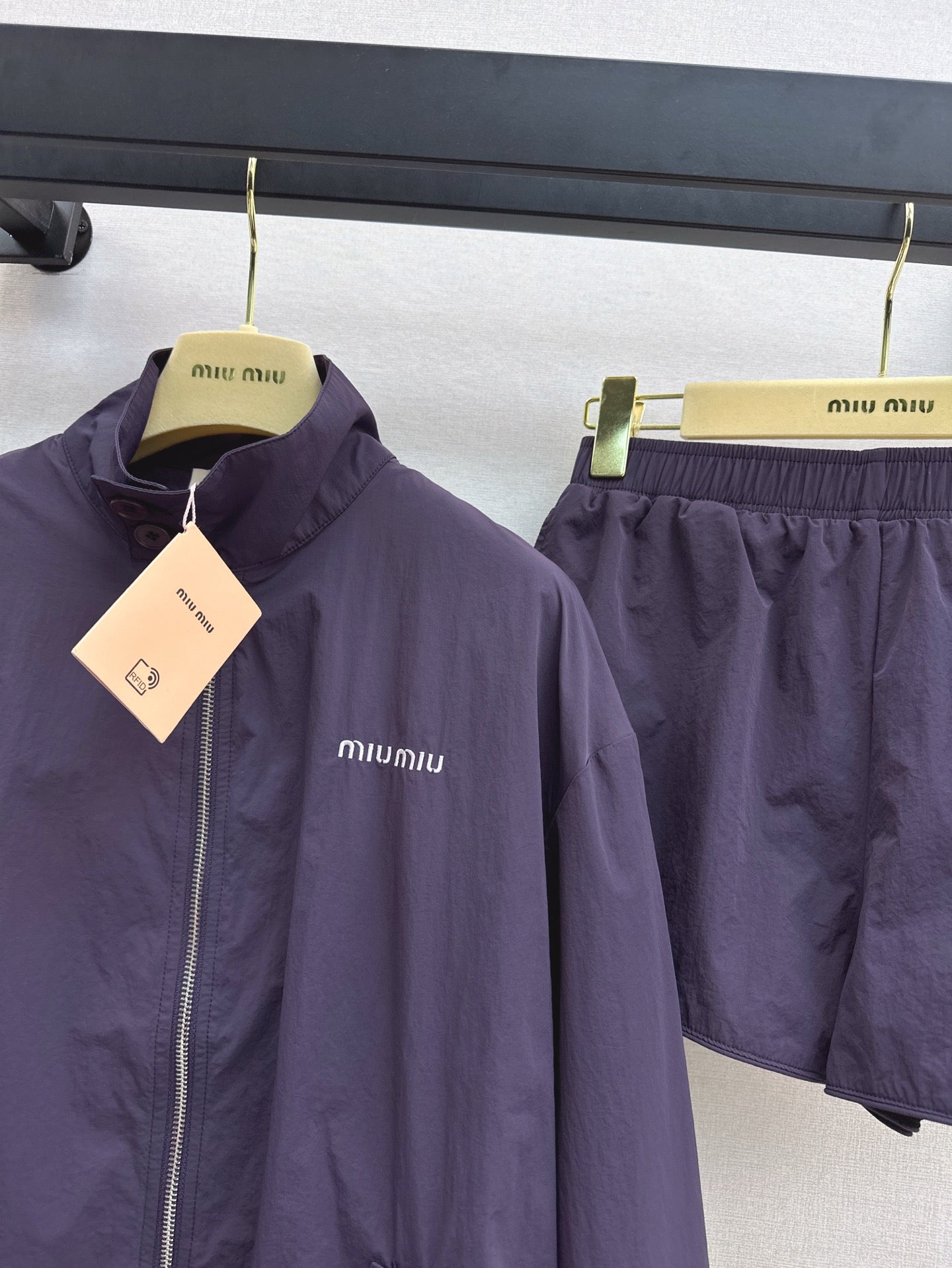 mi 25ss sunscreen tracksuit