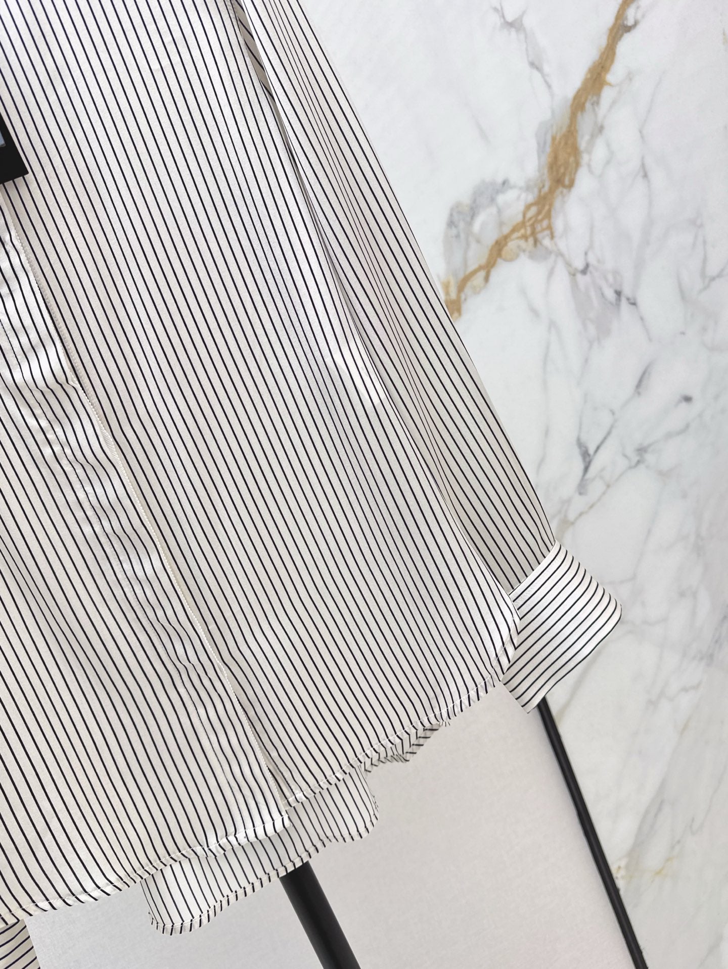 Sa 25ss Silk buttons shirt